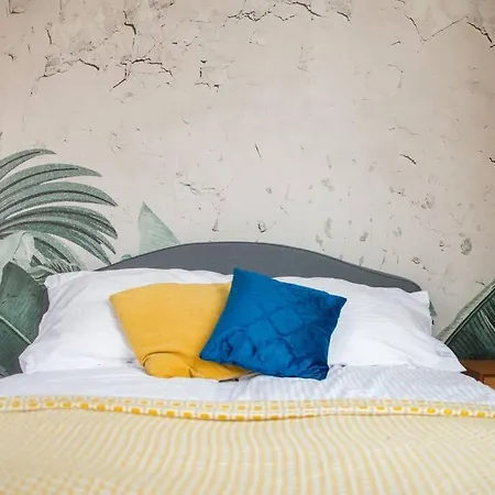 公寓 Cozy, Small Studio.great Location / Mala Kawalerka *